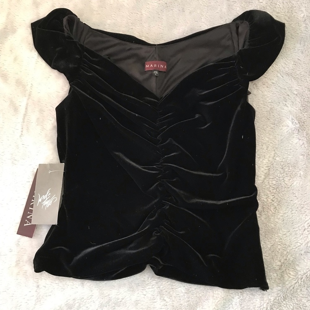 MARINA Elegant Black Velvet Blouse